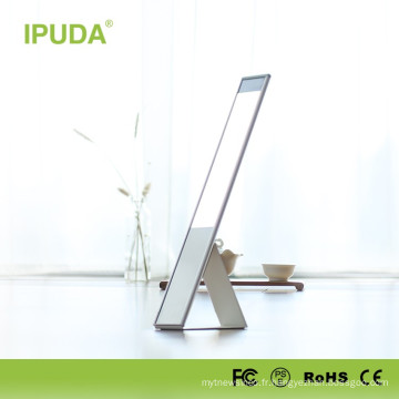 2017 vente chaude design moderne en aluminium led lampe de table led lampe de bureau avec nuit